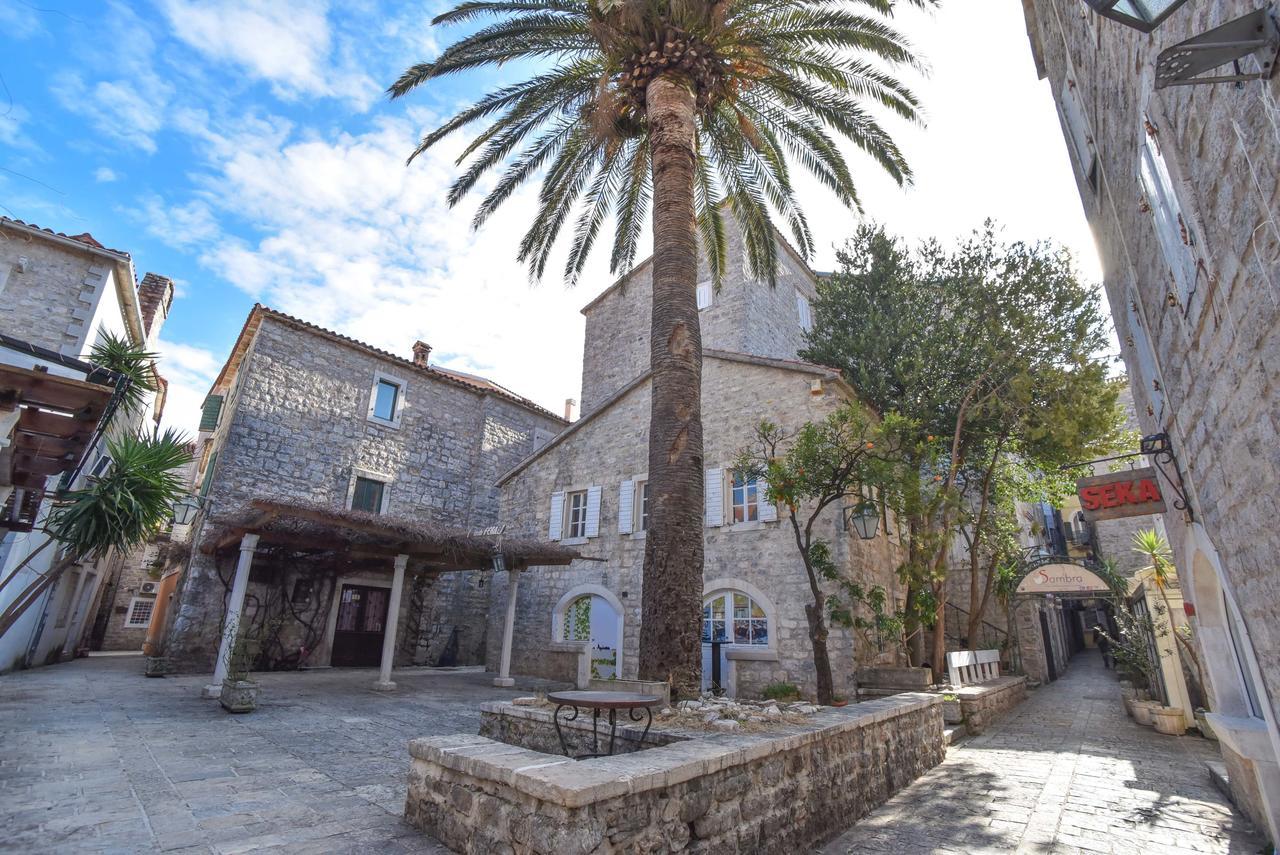Palm Square 1 Old Town Apt Lejlighed Budva Eksteriør billede