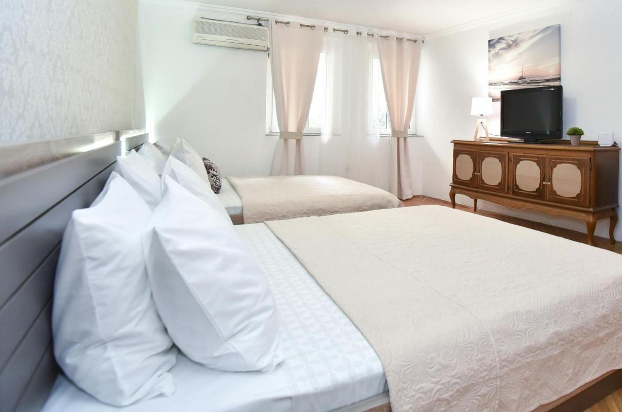 Palm Square 1 Old Town Apt Lejlighed Budva Eksteriør billede