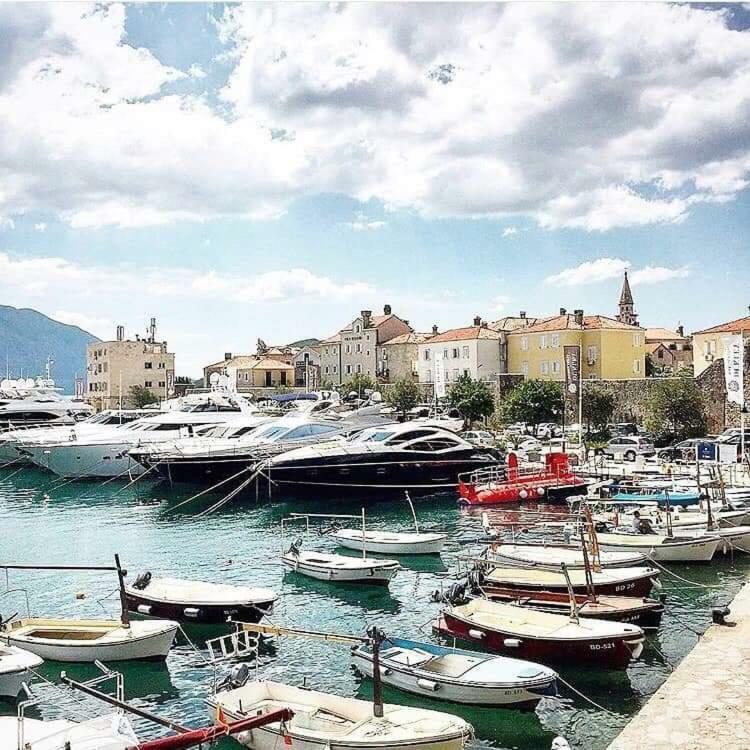 Palm Square 1 Old Town Apt Lejlighed Budva Eksteriør billede